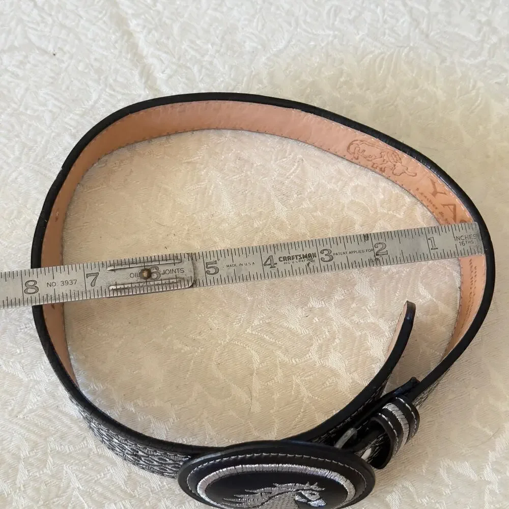 Western Leather & Silk Embroidered Black Belt Mustang Size 20 Youth YAC 1990’s
